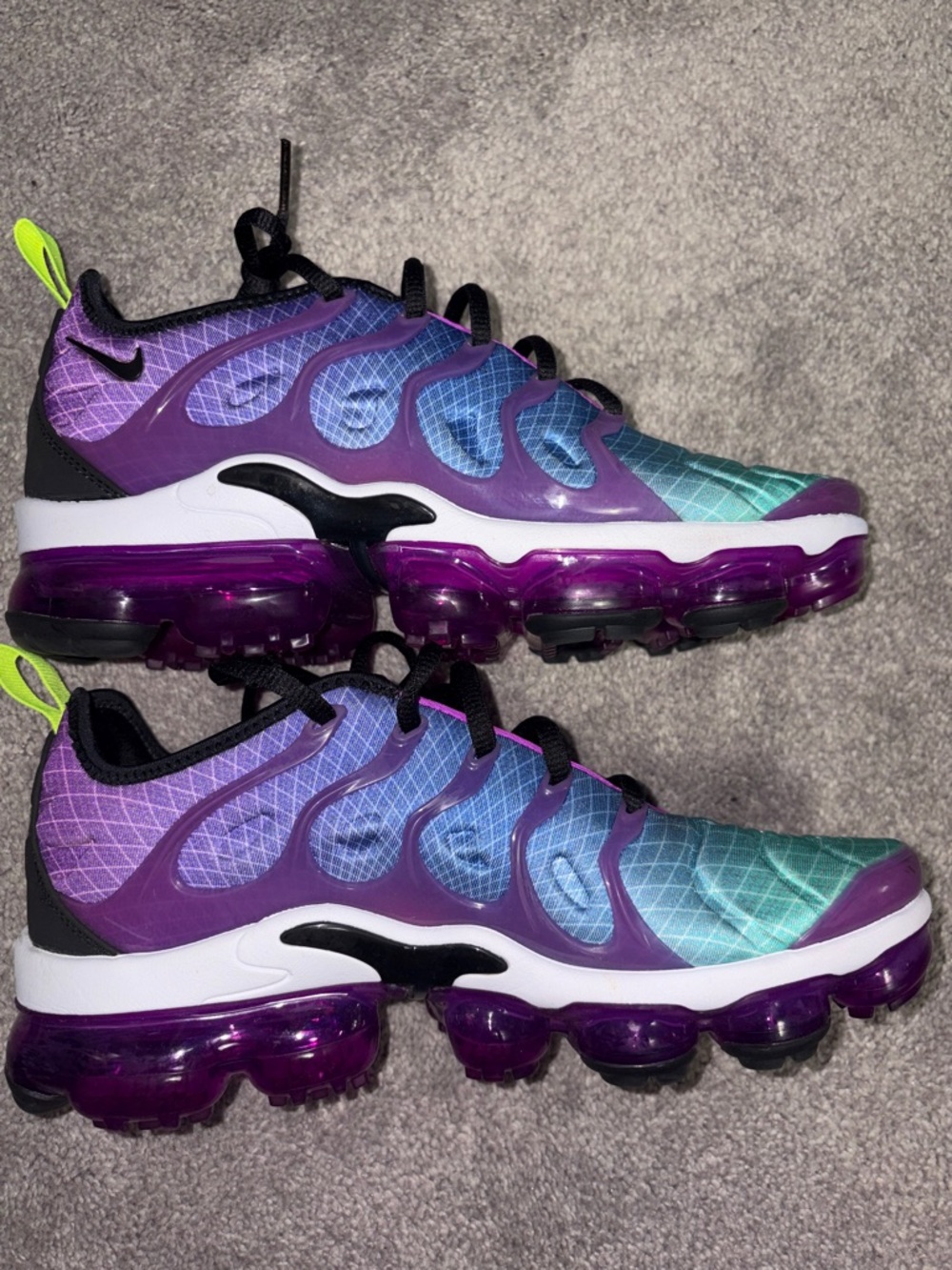 Nike Vapormax Plus - Picture 3 of 5